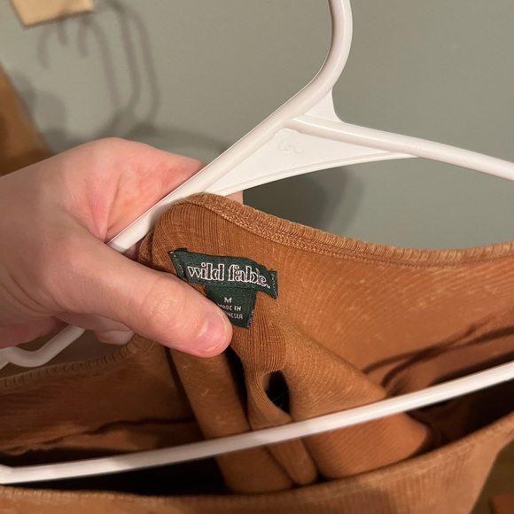 Wild Fable Rust Ribbed Long Sleeve Top - Picture 2 of 2